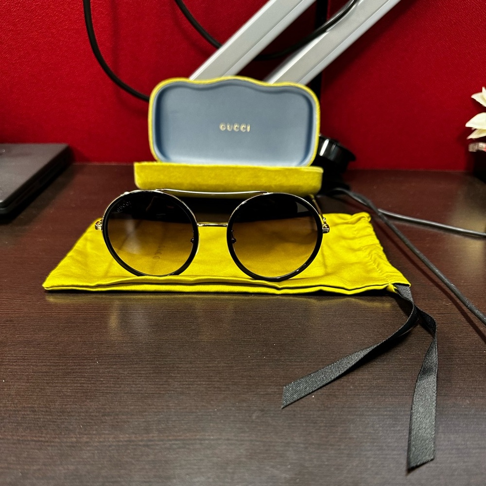 GUCCI GG0061S sunglasses